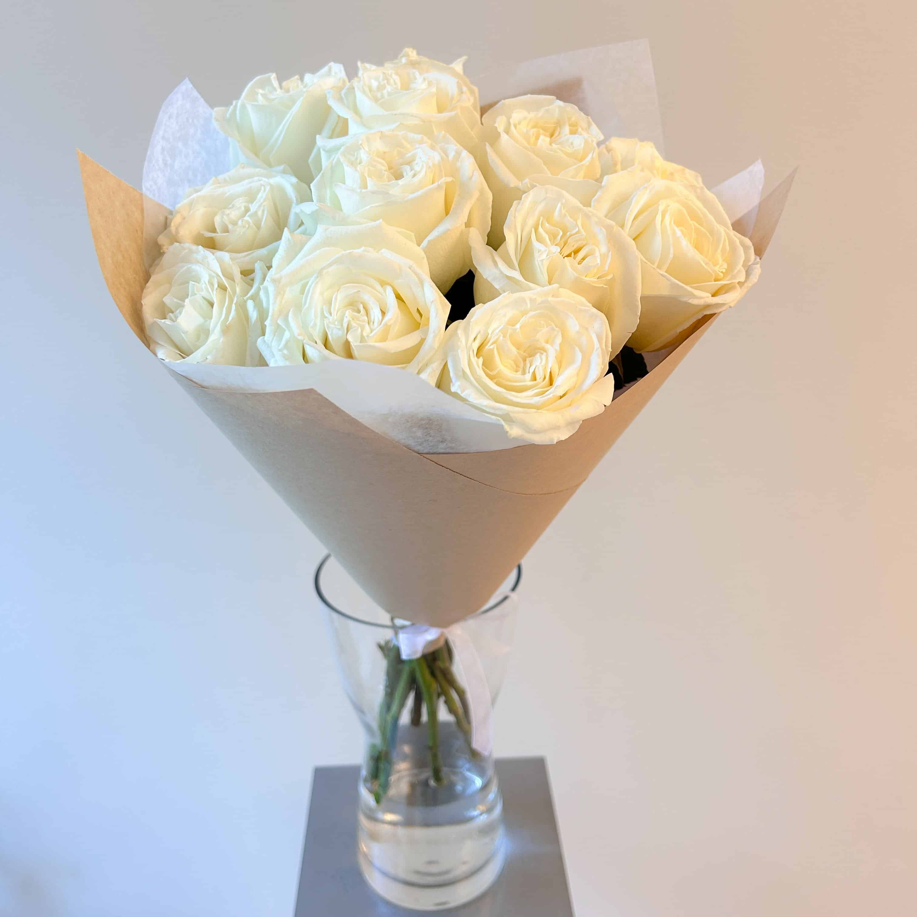 white roses bouquet