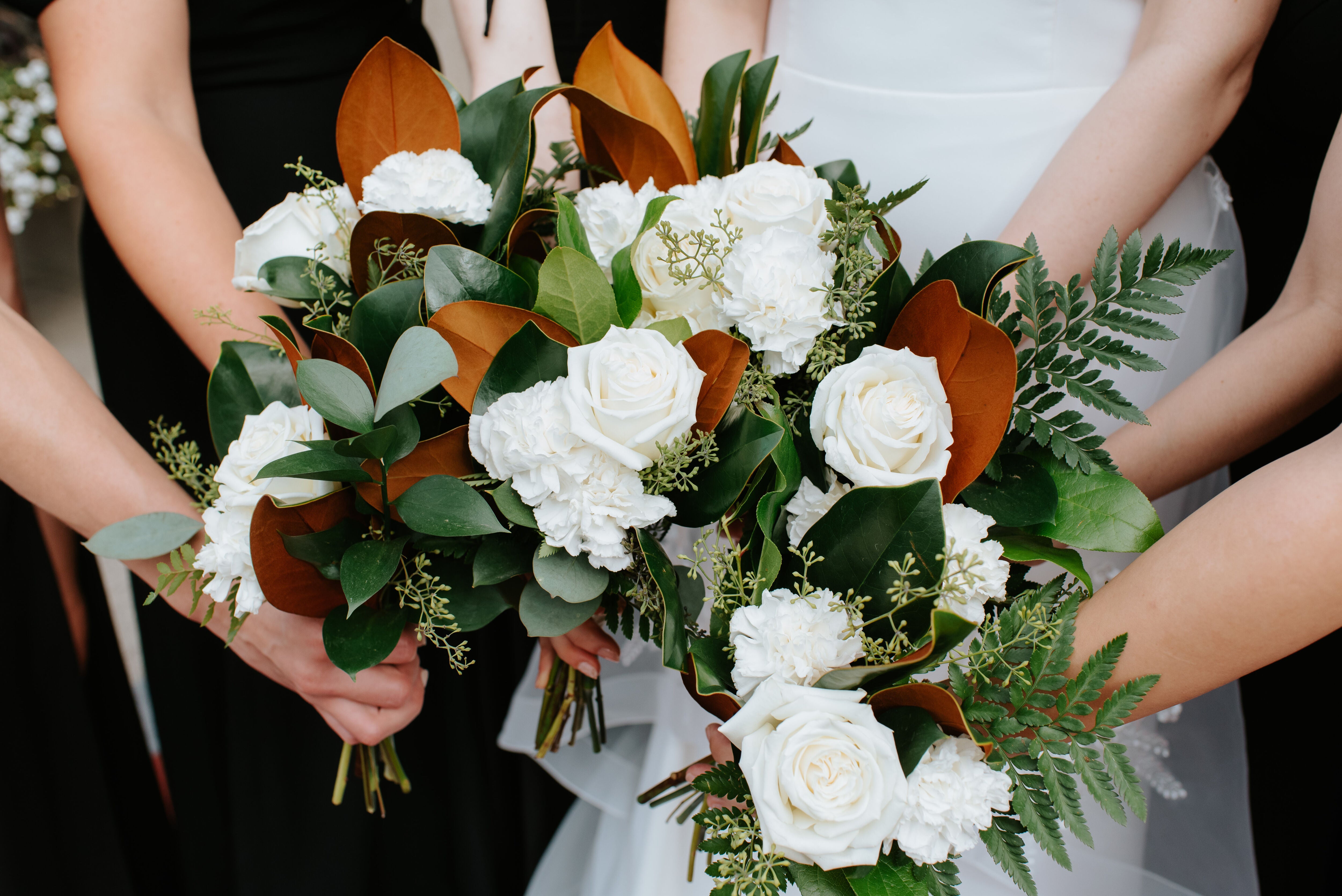 Classic Elegance: Julia’s Wedding Flowers at Liberty Grand – September 2024